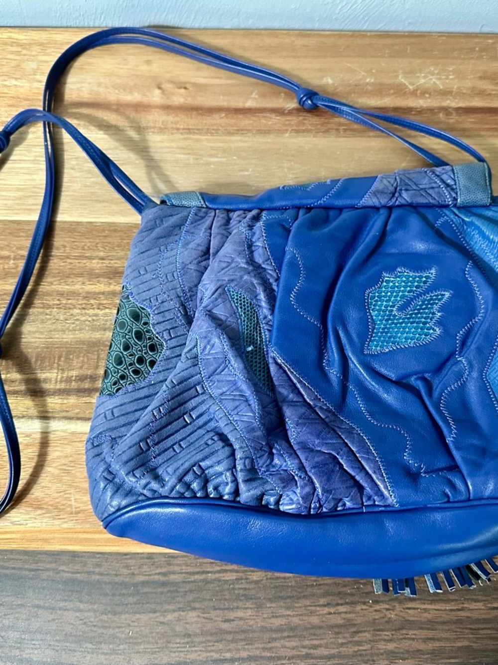 Vintage Sharif Leather Crossbody Shoulder Bag Blue Patchwork Boho 80s- Early 90s - Picture 3 of 9